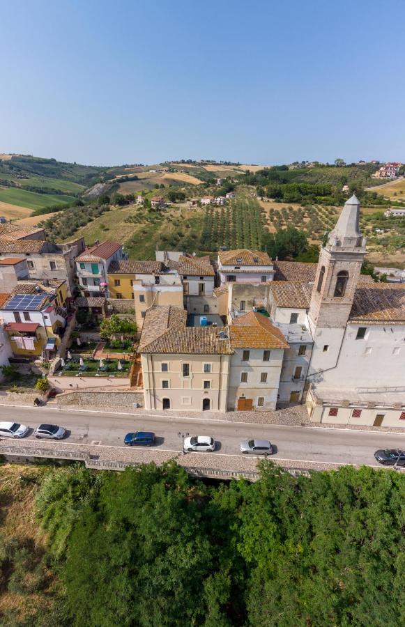 Palazzo Ducale Hotel Castilenti Luaran gambar